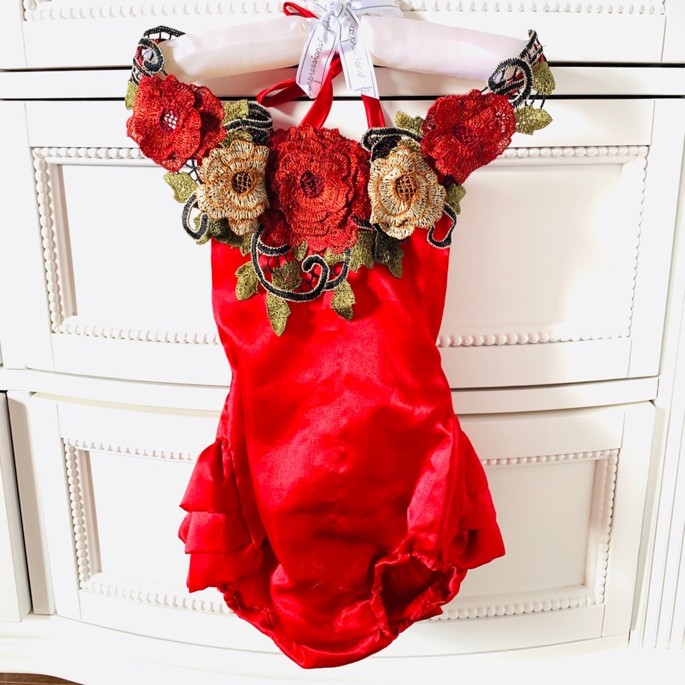 Ruby red rose romper 🌹